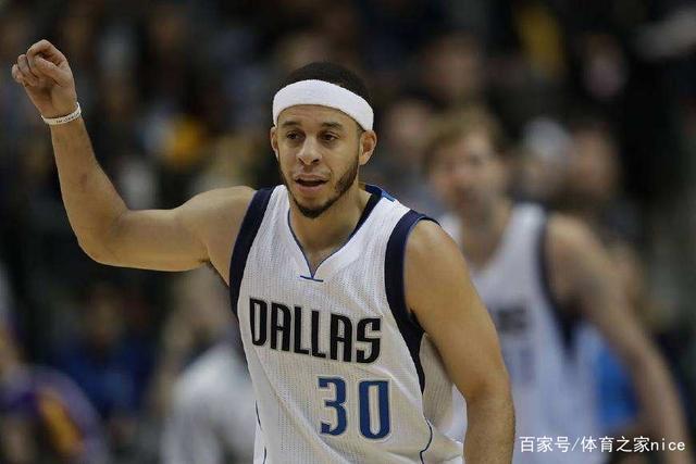 西甲-莱万哑火冈萨雷斯制胜 巴萨0-1莱加内斯